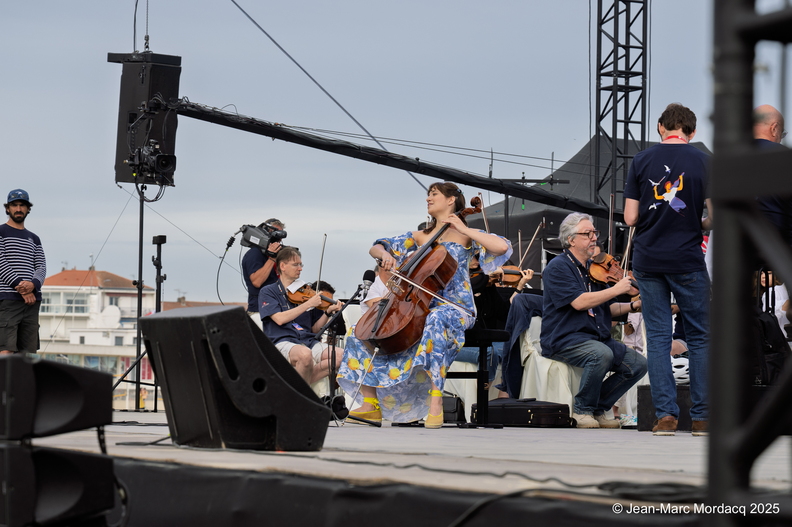 Soirée_symphonique_n°1_UnViolonsurlesable_2025_©Jean-Marc_Mordacq_DSC1420.jpg