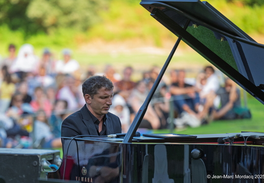 Danse sur le Green UnViolonsurlesable 2025 ©Jean-Marc Mordacq DSC1996