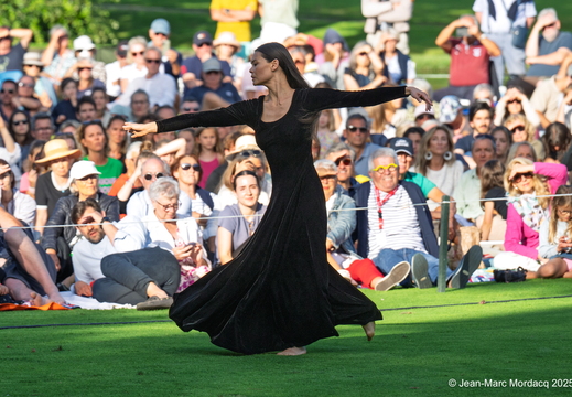 Danse sur le Green UnViolonsurlesable 2025 ©Jean-Marc Mordacq DSC2011