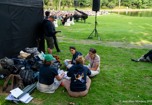 Danse sur le Green UnViolonsurlesable 2025 ©Jean-Marc MordacqZ62 5760